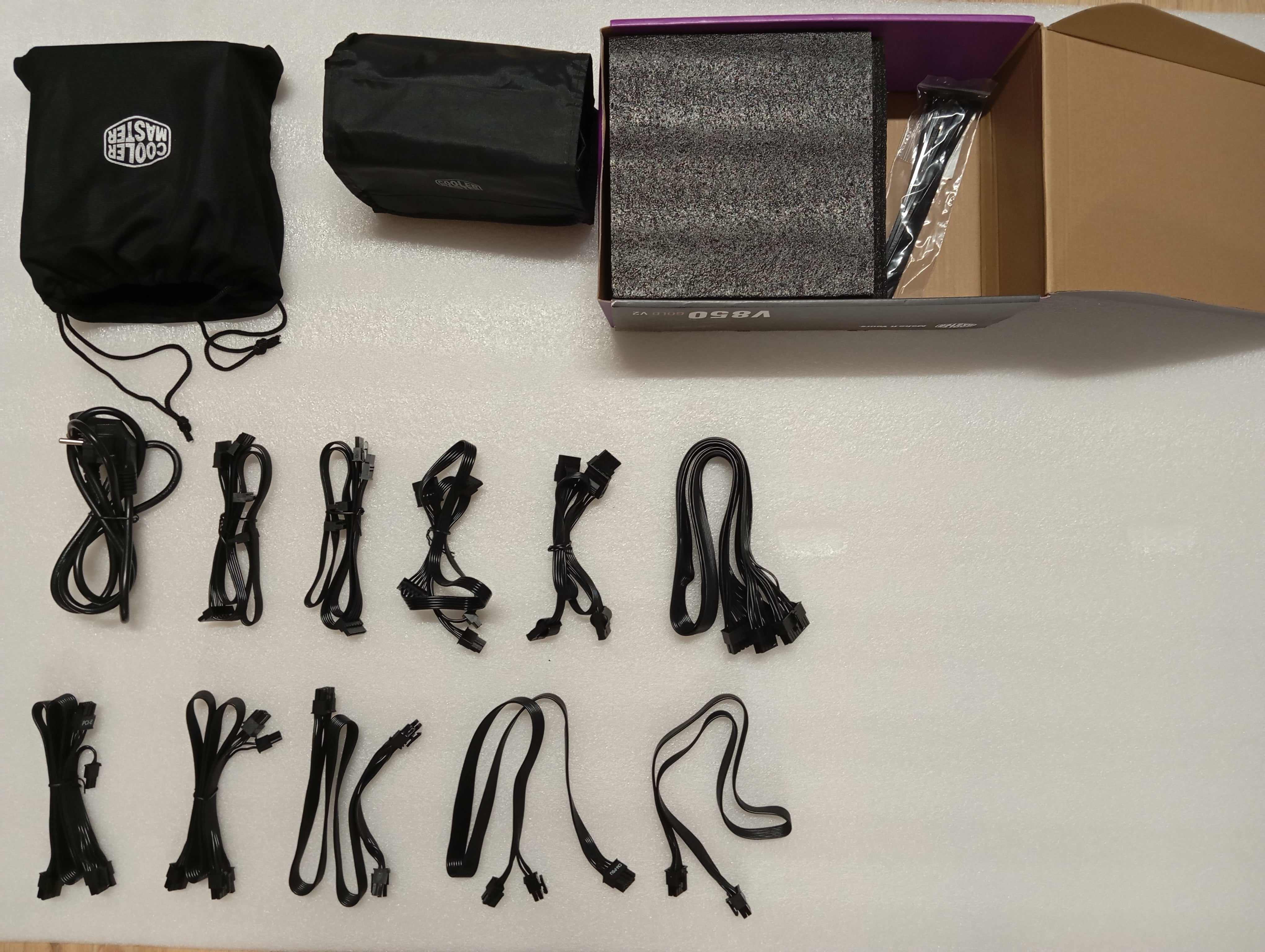 Refurbished Cooler Master V850 Gold-V2 Refurbished Cooler Master V850 Gold-V2